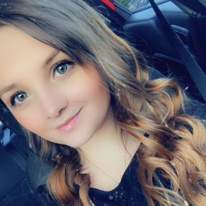 Meet your Posher, Marina